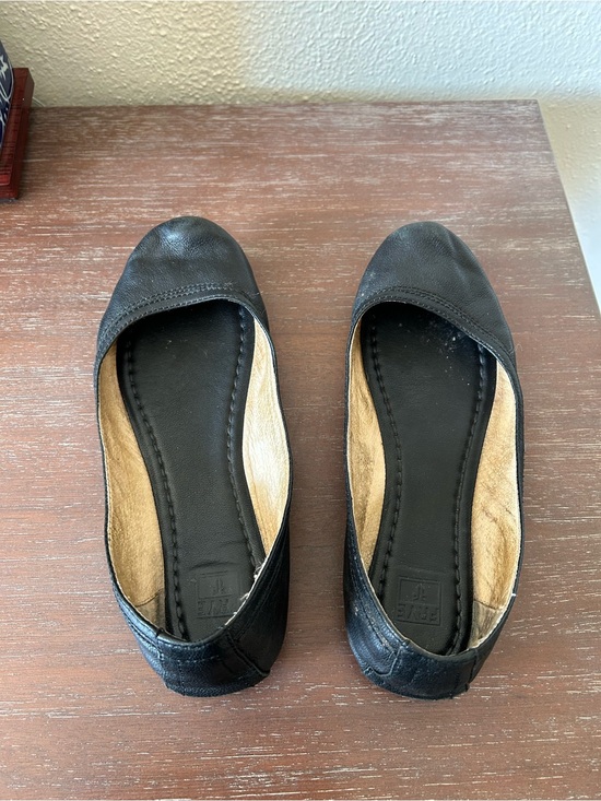 Frye Shoes - Frye Ballet Flats - Black Leather - size 6